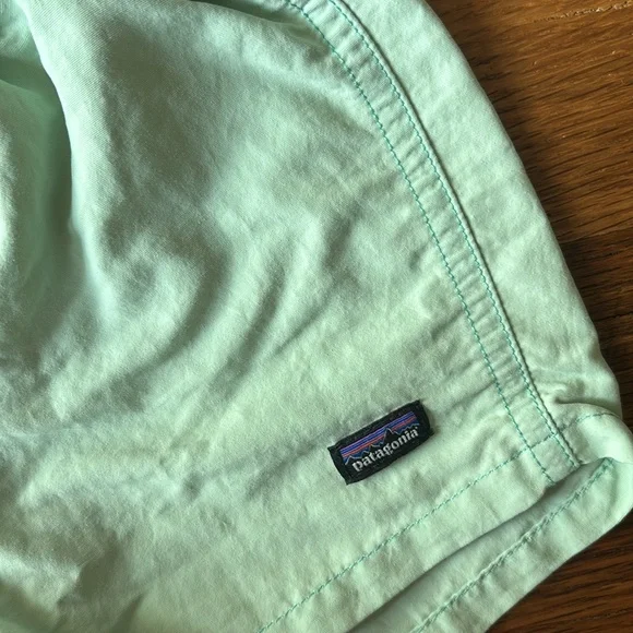 Patagonia Colorful Kids' swim T-Shirt and Shorts Set 3-6 months - Picture 6 of 10